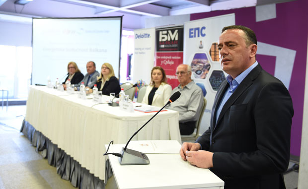 Ветропаркови чекају закон